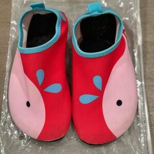*BRAND NEW. Kids Red and Pink Water Shoes